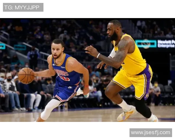 290万弃快船加盟勇士能否成就弱化版詹姆斯辅佐库里的新篇章 290万弃快船加盟勇士能否成就弱化版詹姆斯辅佐库里的新篇章